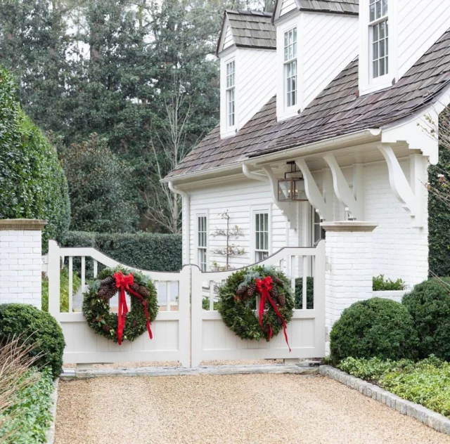 A very merry first impression 🎄🎄

Image 1: @covermeinivy holiday decor by @pollenflowers design by @gregbuscharchitects 
Image 2: my friend @thewholehope’s beautiful home
Image 3: @thebeautifulmessphotography for @southparkmagazine holiday decor by @inbloomltd 
Image 4: via @westonfarms design by @katherineconnelldesign @john_c._sanders_and_company 
Image 5: @clarybosbyshell holiday decor @m.deliadesigns 
Image 6: @thebeautifulmessphotography for @southparkmagazine holiday decor by @inbloomltd 
Image 7: @laureywglenn for @flowermagazine design by @janeschwabinteriors holiday decor by @inbloomltd 
Image 8: @emilyfollowillphotographer design by @laurenelaineinteriors 
Image 9: @jeffherrphoto seen in @atlantahomesmag design by @normanaskins 
Image 10: @jallsopp design by @carlislemoorearchitects 
Image 11: via @mollybasileinteriors 

#christmasdecor #christmasinspiration #christmasathome #curbappeal #firstimpressions #timelesshome #homeinspo #christmaswreath #christmasgarland #homefortheholidays