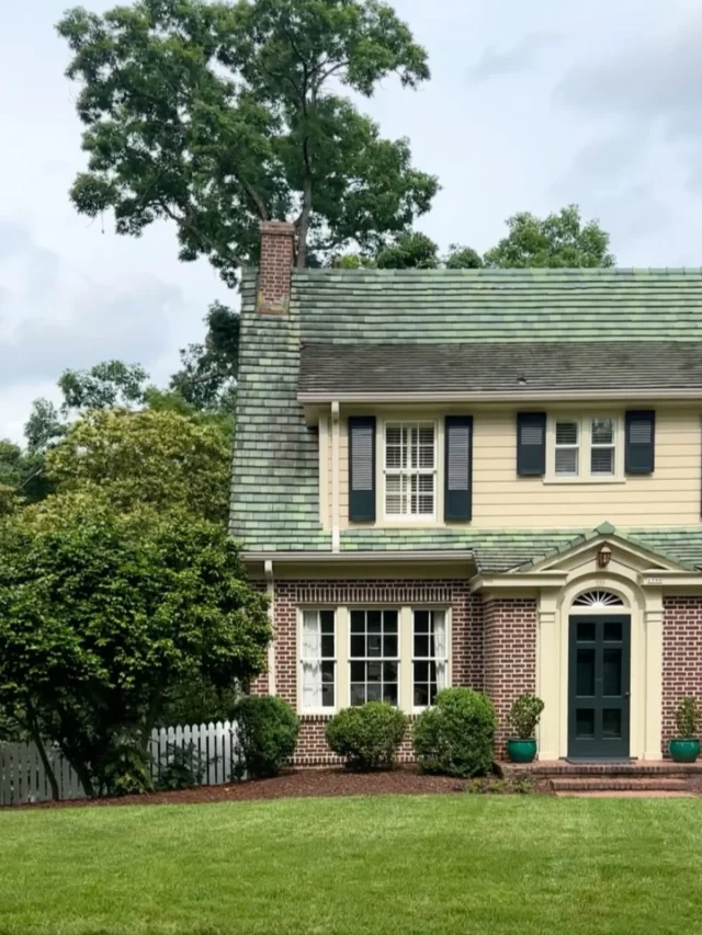 O N  T H E  M A R K E T | While driving down an iconic street in Raleigh, NC last year, I was captured by the charm and architecture of this home. There’s something about the green clay roof, millwork around the front entry and symmetrical fireplaces that you just don’t see anymore. It’s stately without being overstated. 

✨ When @kenziemayhew_realtor reached out to share it was now on the market for the first time in 30 years, I couldn’t help but explore the interior and dream about all the possibilities! The original details are so charming, and I can just see this home coming to life with the right paint, wallpaper and small updates. What an opportunity to own a special piece of Raleigh’s history! ✨

1700 Saint Marys Street | listed by @kenziemayhew_realtor 
A fun chance to check it out! Open house Saturday, 8/2 (12-2pm) & Sunday 8/3 (2-4pm)

#raleighrealestate #raleighhomes #raleighhomesforsale #southernarchitecture #classicarchitecture #oldhomes #homesforsale