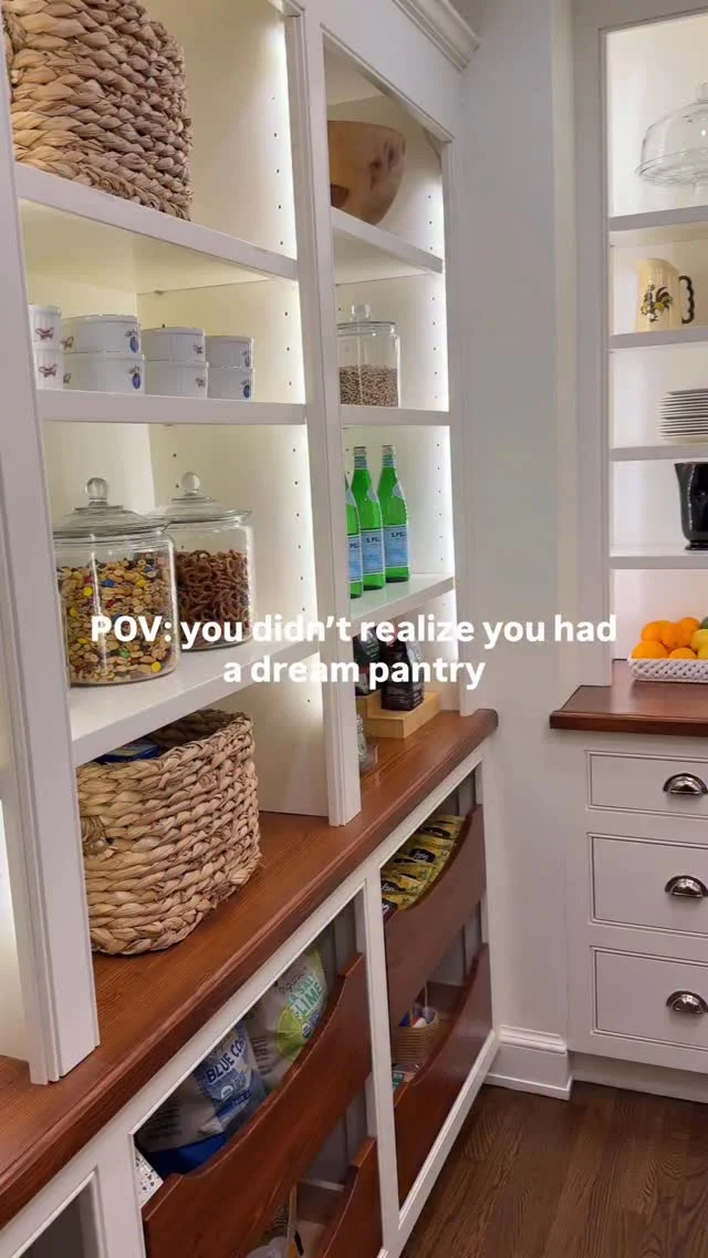 I don’t normally film the pantry space during a home tour but when the storage, organization and cabinetry work is this beautiful, I just knew it had to be shared. Thank you Mary Margaret from @interiors_by_underwooddesign and Elizabeth Anne from @charlotteetiquette for welcoming Garden & Grace into your homes and showing us how even a pantry can be welcoming. 

#pantrydesign #pantryorganization #hometour
